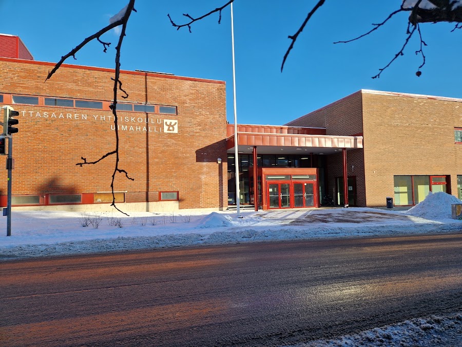 Lauttasaaren uimahalli